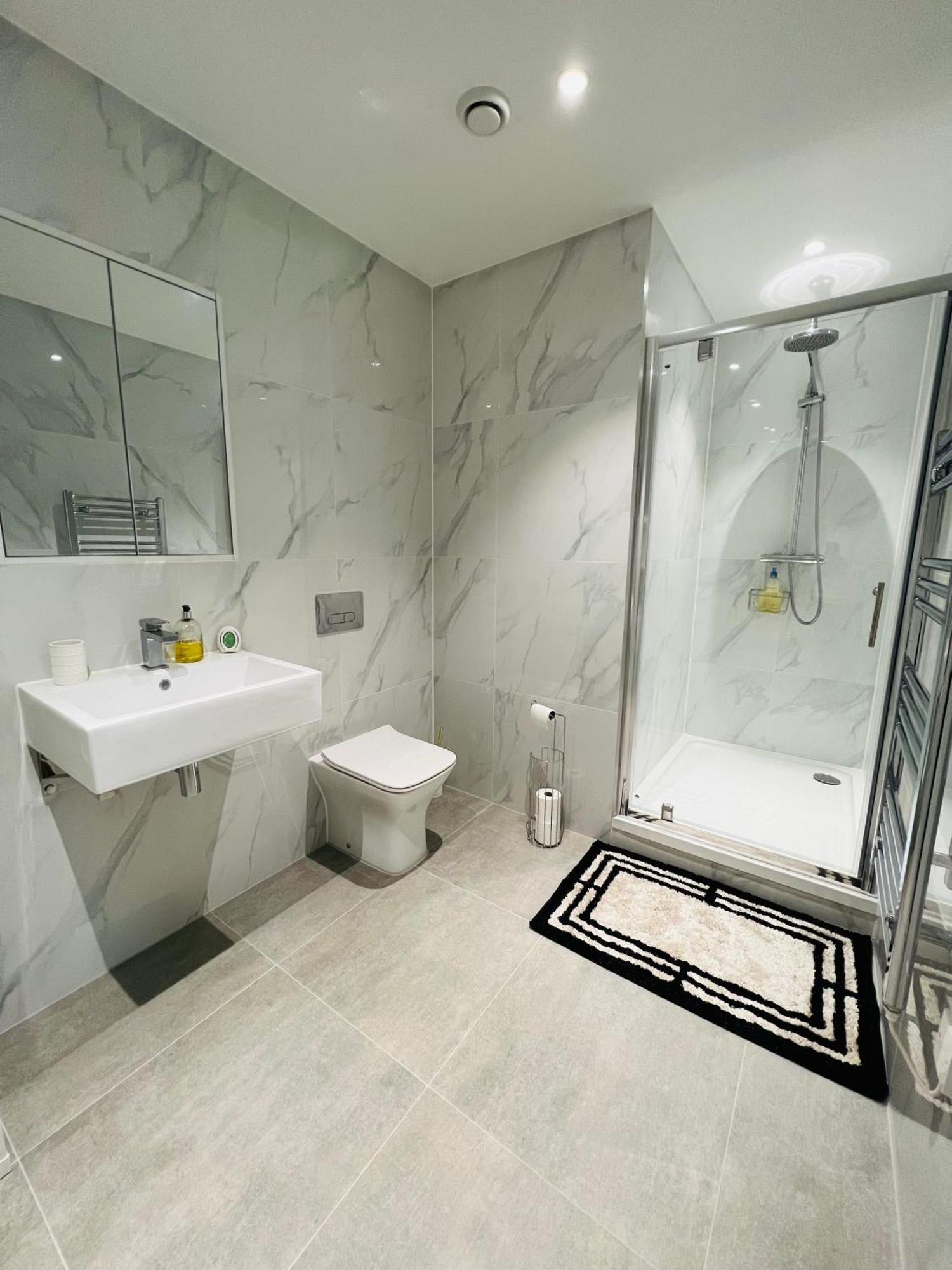 Stunning New Penthouse Apartment Southend-on-Sea Bagian luar foto