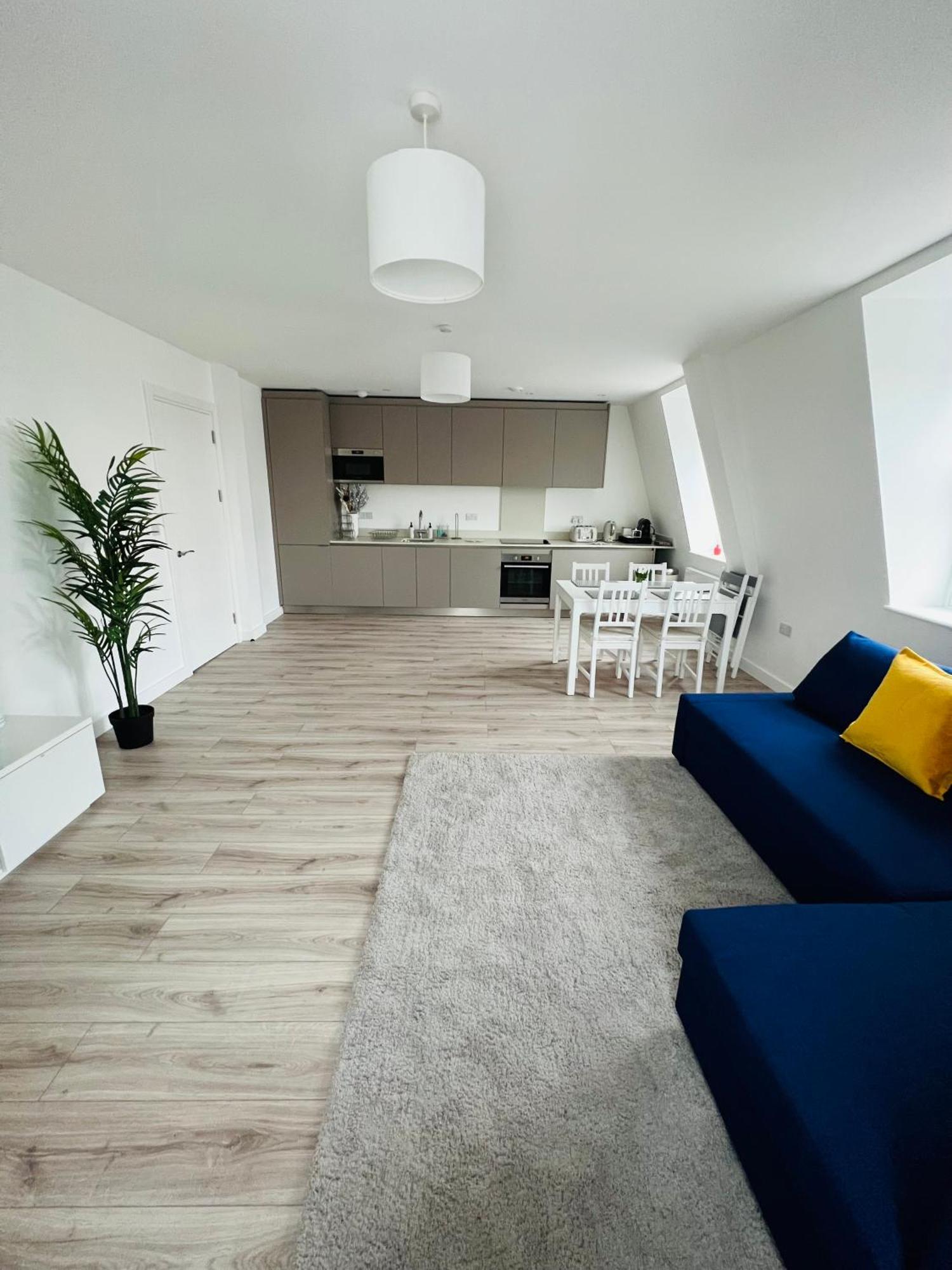 Stunning New Penthouse Apartment Southend-on-Sea Bagian luar foto