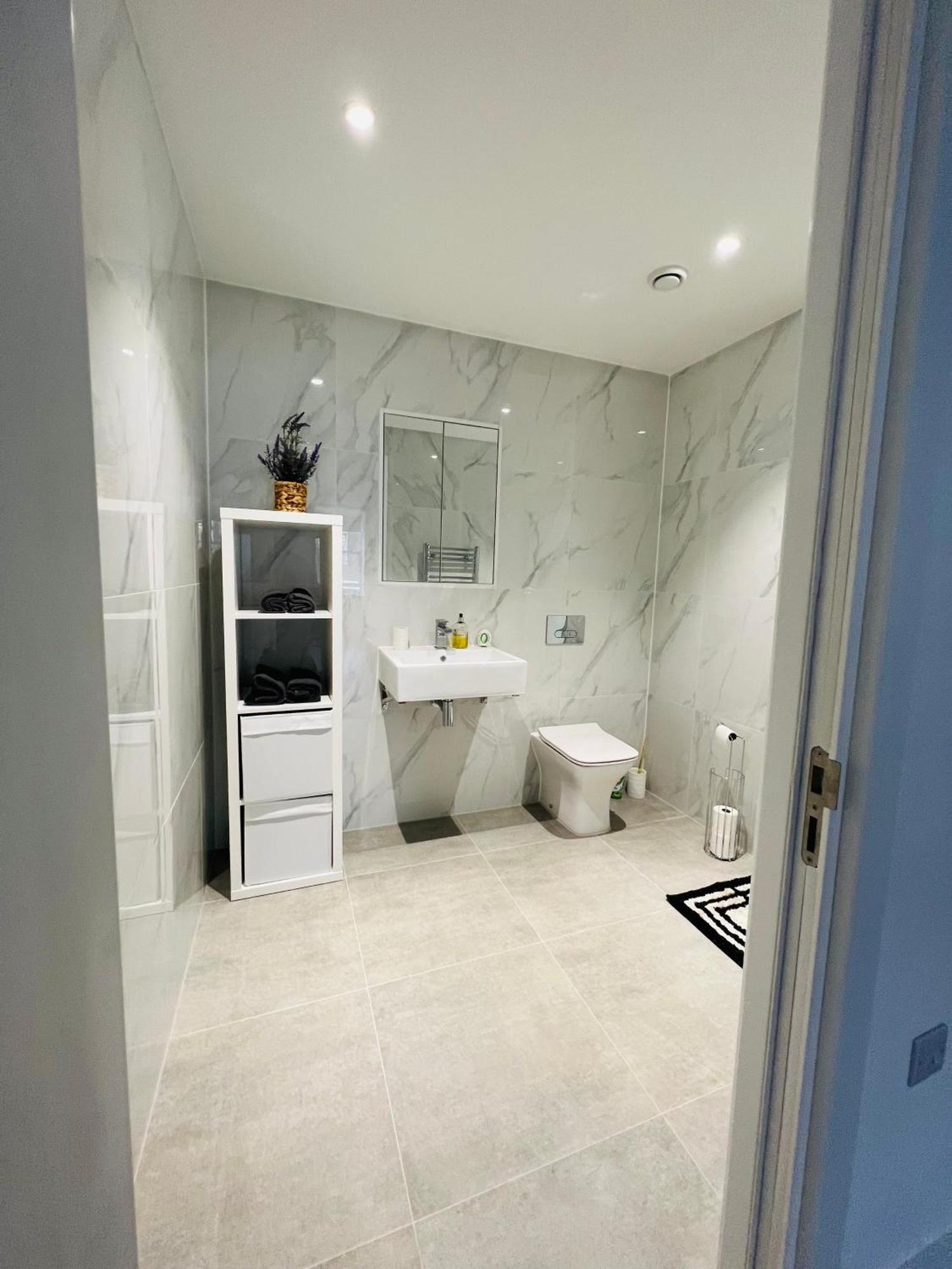 Stunning New Penthouse Apartment Southend-on-Sea Bagian luar foto